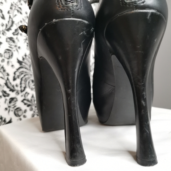 BCBGeneration Black Pumps - Size US 6 sexy - Picture 7 of 10